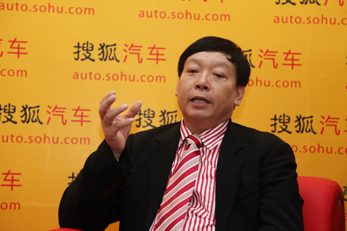 中国青年汽车集团董事长庞青年