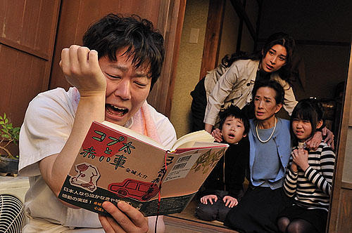 日本票房《2012》保持首位《新月》屈居第六
