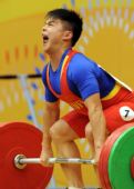 图文：龙清泉男子56公斤级冠军 龙清泉表情夸张
