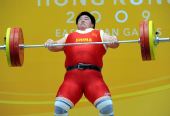 图文：东亚运举重 祁希慧获75公斤以上级冠军