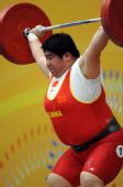 图文：祁希慧获女举75公斤以上级冠军 抓举成功