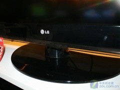 尺寸小巧性能强大 LG32�急平�5000元 