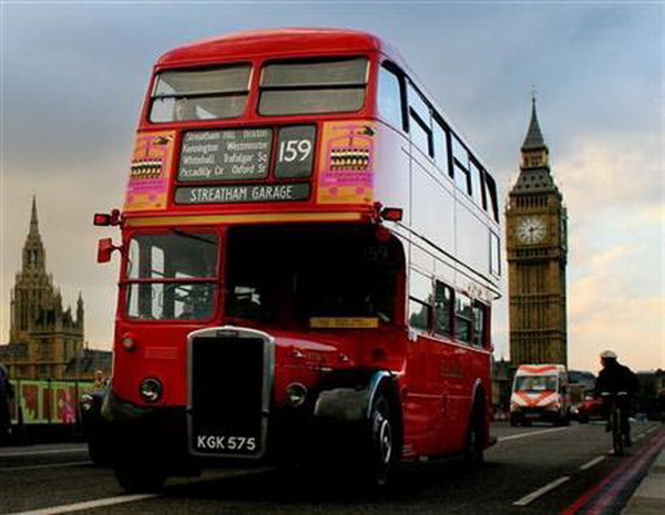 伦敦设计新双层巴士 2012年奥运会前运营(组图)