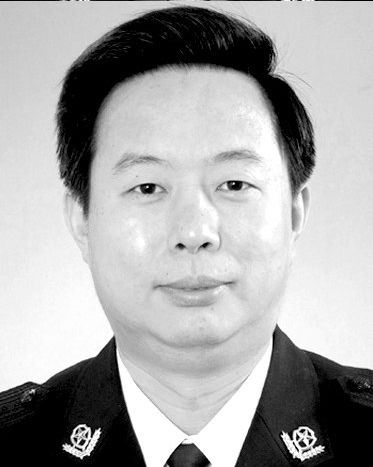 组图:中国八位在海地遇难维和人员特写