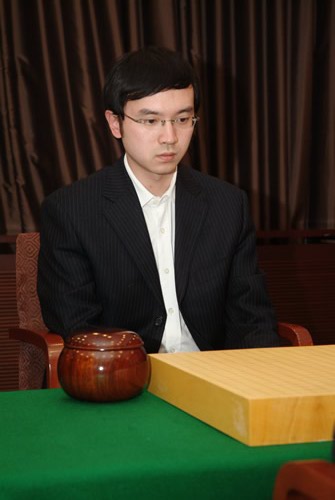 лг費