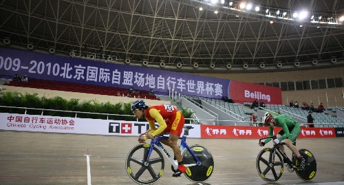 图文:北京场地自行车世界杯 李维在资格赛中