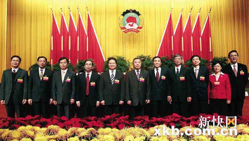 黄龙云当选广东省政协主席 开明低调务实(图)