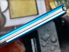 时尚色彩透明棒棒糖 LG GD580评测预告 