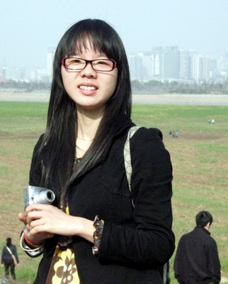 山东女孩欲卖肾求富屡遇陷阱 湖南女生网上救助