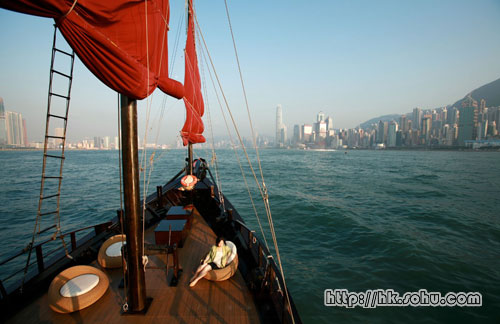 Aqua打造中式帆船张保仔 找寻情人节浪漫之旅