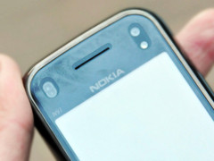 诺基亚N97 mini跌破3000后价格暂时稳定 