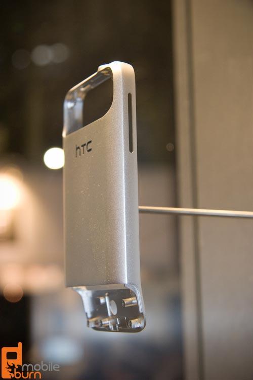 HTC Legend手机将采用一体式铝质机身