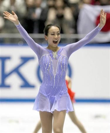 2010温哥华冬奥会 温哥华冬奥会花样滑冰 花样滑冰图片 浅田真央清纯