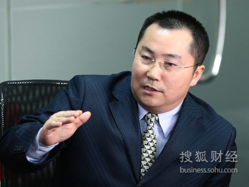 报道—富民富国 2010年两会系列论坛:经济刺激政策退出与结构调整