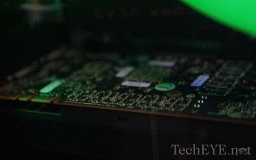 【03.15】GeForce GTX 480显卡偷拍新照 