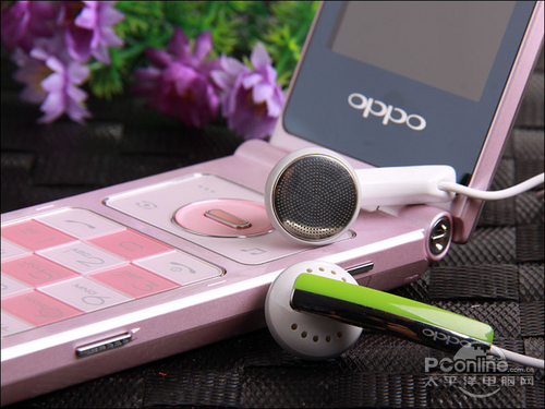 唯美时尚新品 OPPO翻盖手机U529评测
