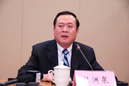 国资委宣传工作局局长、新闻发言人杜渊泉