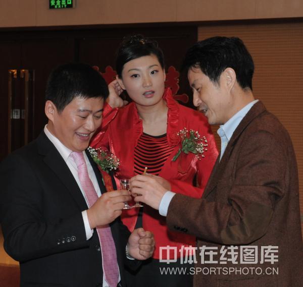 组图:杨昊北京大婚秀甜蜜 郎平陈忠和到场祝贺