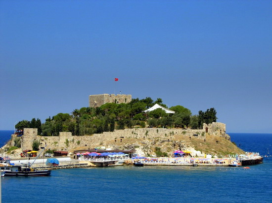 爱琴海渡假胜地之称的海滨城市库萨达斯