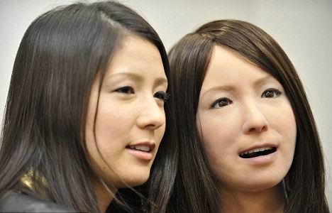 日本推出仿真机器人 可以模仿人类多种表情(图)