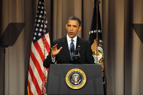 4月22日,美国总统奥巴马在纽约发表讲话.   新华社记者谷欣容摄