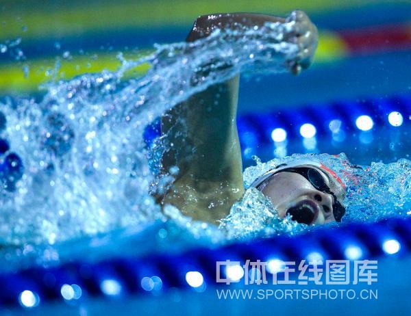 图文:全国游泳冠军赛次日 方晏乔飞速前进-搜狐