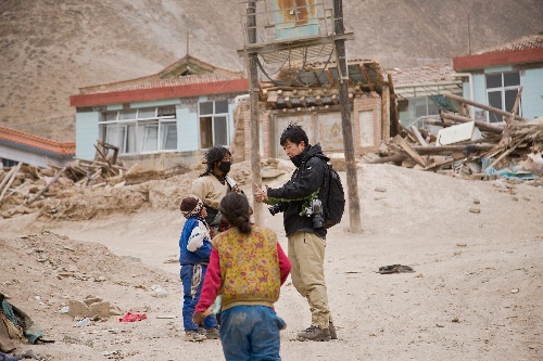 一位联合国儿童基金会摄影师玉树地震经历