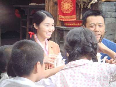 从《激情燃烧的岁月》中的石晶,《人间正道是沧桑》的白司令,一部