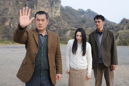 日娱频道 日本电影 提到仲间由纪惠和阿部宽的《圈套》系列,喜欢日剧
