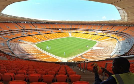 组图:南非世界杯主体育场巡礼 足球城球场