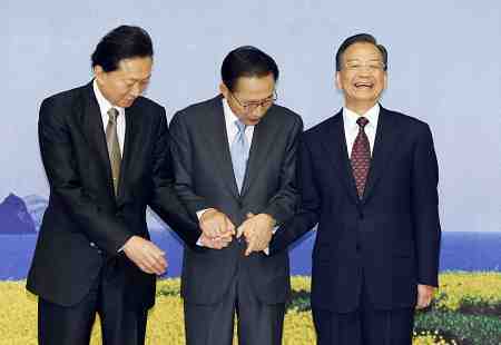 中日韩将设立三国合作秘书处 促朝鲜半岛无核