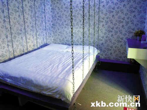 广州前卫情趣旅馆紧挨大学城校内派单揽客麻将游戏情侣有没有图片