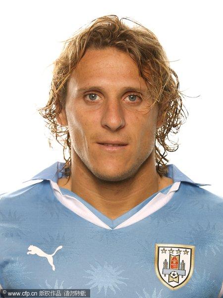 幻灯:2010世界杯乌拉圭队官方肖像照 弗兰领衔