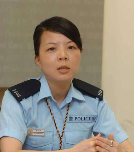 参与行动的女警蔡淑淳讲述"放蛇"经过