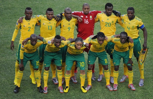 图文:2010南非世界杯揭幕战 南非首发球员合影