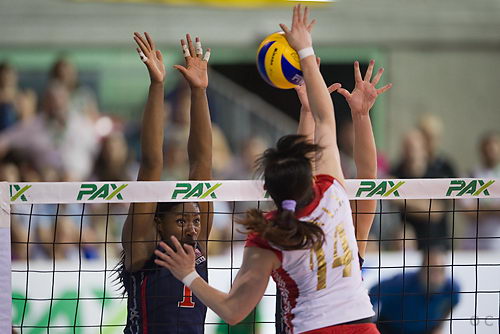 中国女排3-1美国夺冠
