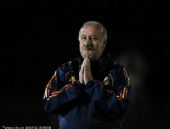 幻灯：西班牙队训练备战 主教练博斯克祈祷获胜