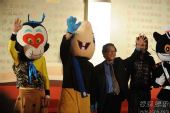 图：第13届上海电影节闭幕式 众玩偶走上红毯