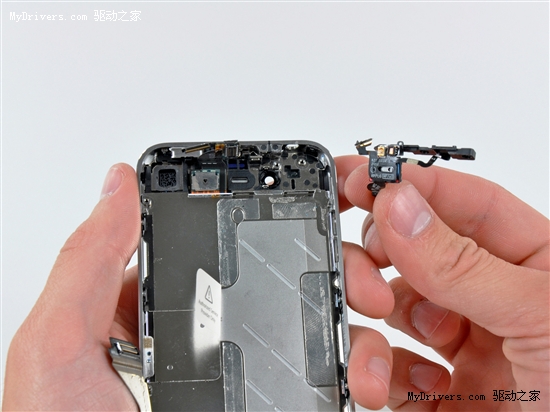 第一时间 苹果iPhone 4全程拆解