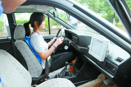郑州驾照考试本月底启用自动考场 摄像头防替