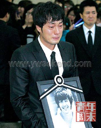 韩国明星自杀产生连锁反应 多人曾遭受黑帮恐