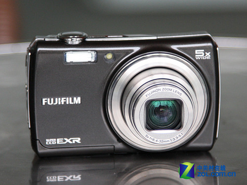 F200EXR到货 富士六款相机新品登陆市场 