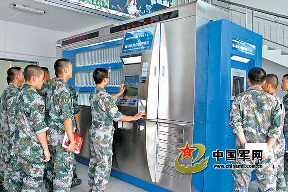 广州军区某团引进自助图书馆系统 造型像取款
