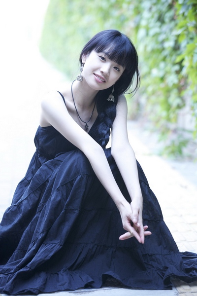 《白鹿原》白灵扮演者90后清纯女孩李梦素颜写真