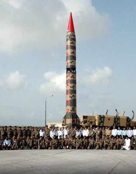 资料图:具备携带核武能力的巴基斯坦沙欣-2导弹.