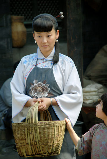 资料:金鹰节电视剧女演员候选人—徐帆