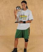 图文：风暴队夺WNBA总冠军 端起奖杯