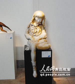 蓝色畅想2010雕塑展在青岛1919创意产业园举