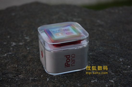 苹果新一代iPod Nano包装