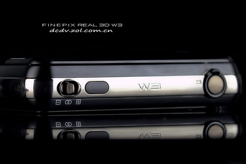 双镜头3D立体背屏相机 富士W3评测首发 
